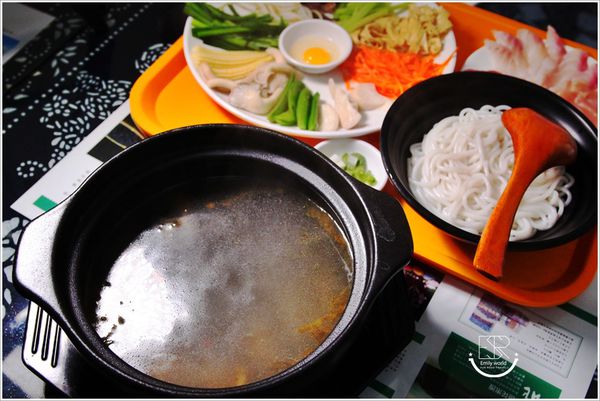 滇味鮮 雲南汽鍋雞 (6)