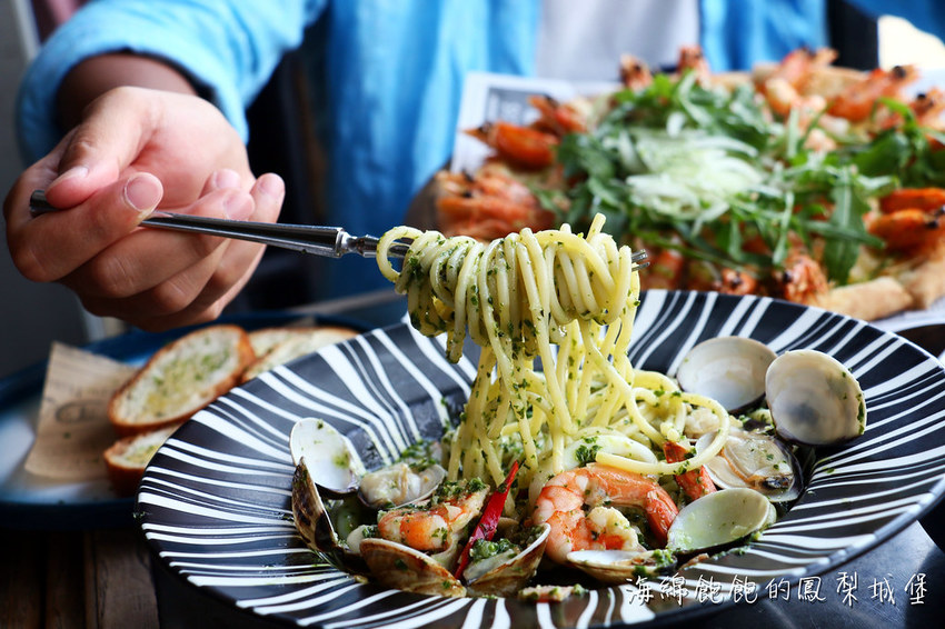 ChuJu雛菊餐桌(澎湖店)｜食尚玩家推薦必吃澎湖網美餐廳，義式料理、披薩、甜點、套餐、約會、聚餐，菜單價位