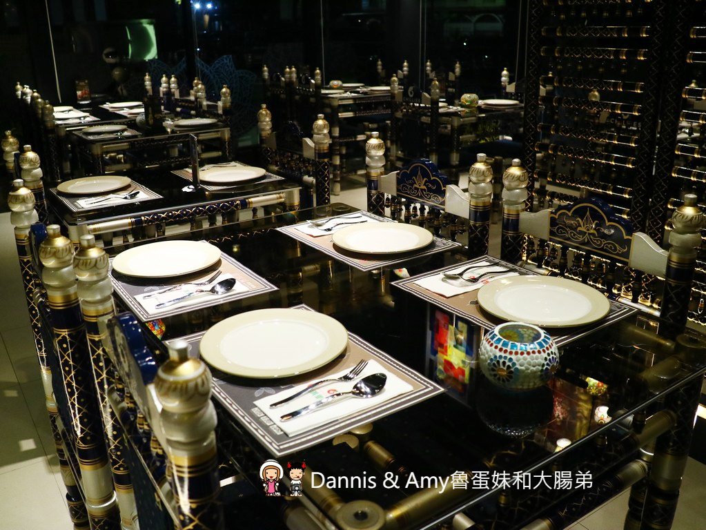 《新竹印度餐廳推薦》印度人開的Chillies淇里思印度餐廳。好吃的特色烤餅印度咖哩。菜單價位菜色分享 ︱關新路印度美食 （影片）