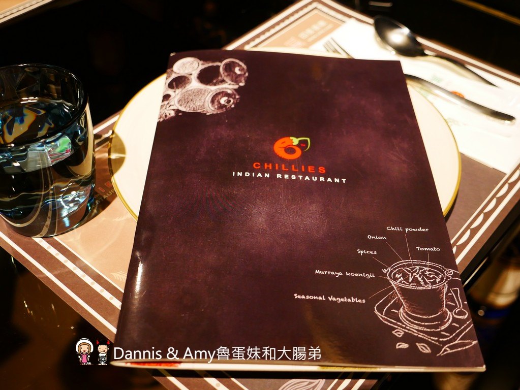 《新竹印度餐廳推薦》印度人開的Chillies淇里思印度餐廳。好吃的特色烤餅印度咖哩。菜單價位菜色分享 ︱關新路印度美食 （影片）