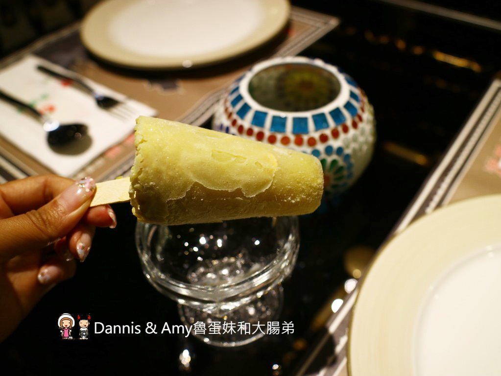 《新竹印度餐廳推薦》印度人開的Chillies淇里思印度餐廳。好吃的特色烤餅印度咖哩。菜單價位菜色分享 ︱關新路印度美食 （影片）