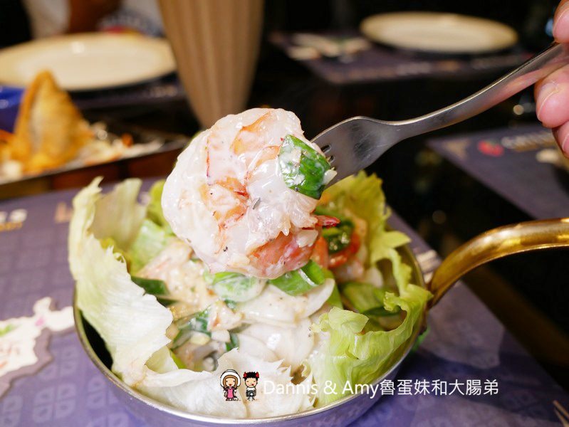 《新竹印度美食》Chillies淇里思印度餐廳。特色烤餅道地好吃搭配印度咖哩絕配推薦。菜單分享 ︱關新路餐廳推薦 。包場聚餐超適合（影片）