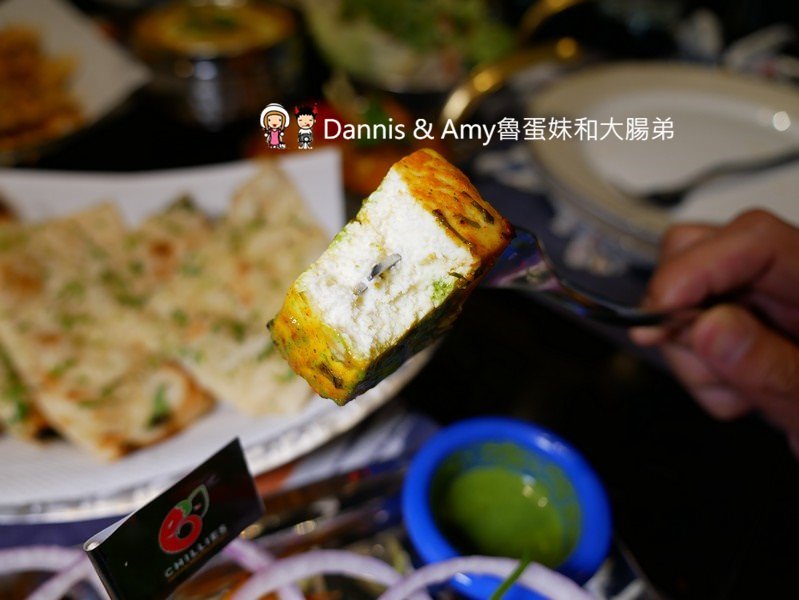 《新竹印度美食》Chillies淇里思印度餐廳。特色烤餅道地好吃搭配印度咖哩絕配推薦。菜單分享 ︱關新路餐廳推薦 。包場聚餐超適合（影片）