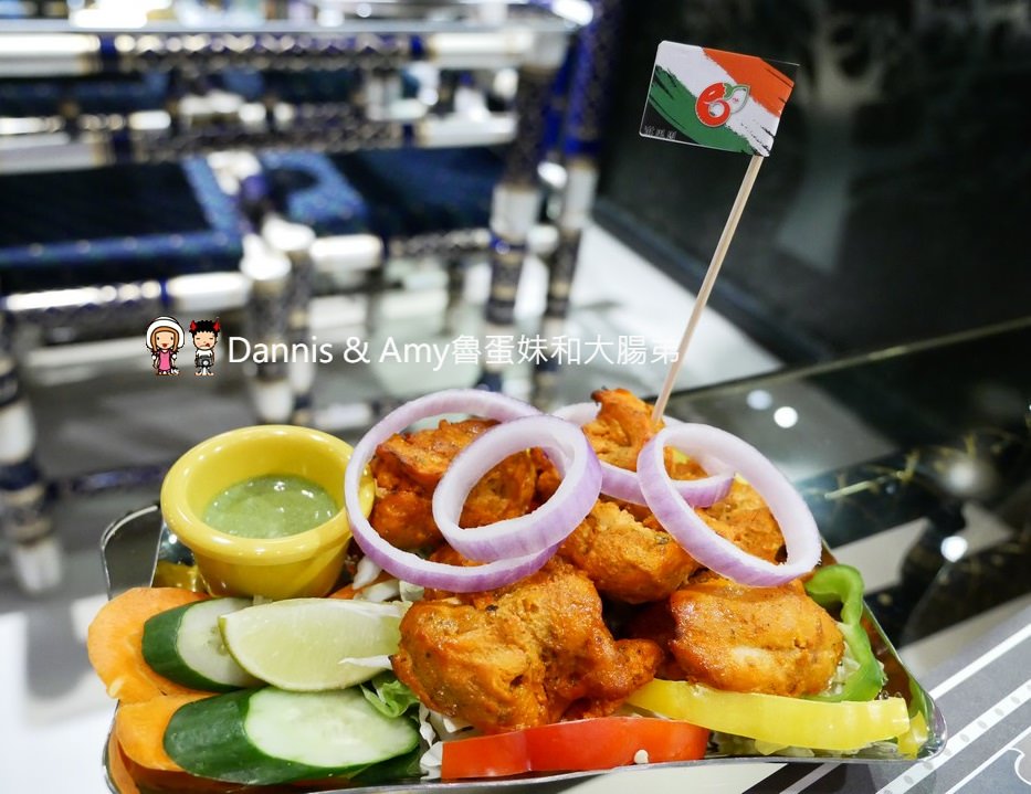 《新竹印度餐廳推薦》印度人開的Chillies淇里思印度餐廳。好吃的特色烤餅印度咖哩。菜單價位菜色分享 ︱關新路印度美食 (影片)