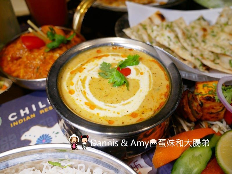 《新竹印度美食》Chillies淇里思印度餐廳。特色烤餅道地好吃搭配印度咖哩絕配推薦。菜單分享 ︱關新路餐廳推薦 。包場聚餐超適合（影片）