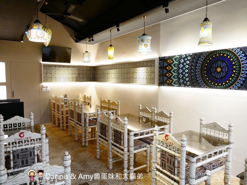 《新竹印度美食》Chillies淇里思印度餐廳。特色烤餅道地好吃搭配印度咖哩絕配推薦。菜單分享 ︱關新路餐廳推薦 。包場聚餐超適合（影片）