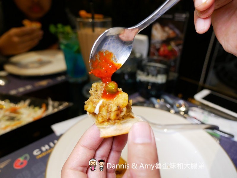 《新竹印度美食》Chillies淇里思印度餐廳。特色烤餅道地好吃搭配印度咖哩絕配推薦。菜單分享 ︱關新路餐廳推薦 。包場聚餐超適合（影片）