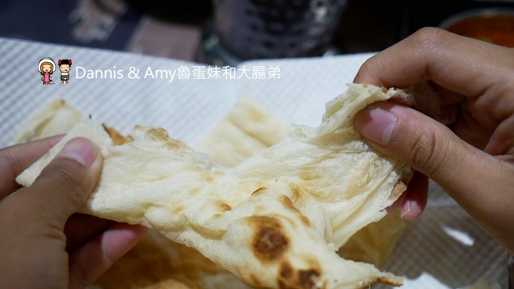 《新竹印度餐廳推薦》印度人開的Chillies淇里思印度餐廳。好吃的特色烤餅印度咖哩。菜單價位菜色分享 ︱關新路印度美食 （影片）