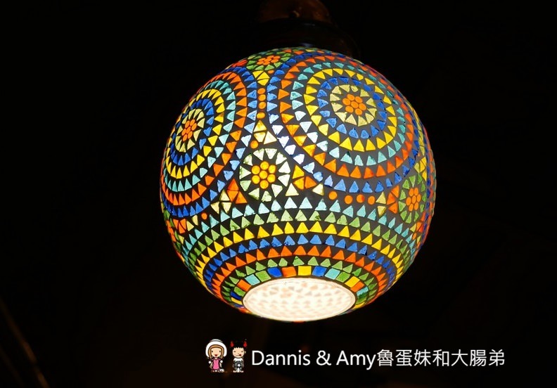 《新竹印度美食》Chillies淇里思印度餐廳。特色烤餅道地好吃搭配印度咖哩絕配推薦。菜單分享 ︱關新路餐廳推薦 。包場聚餐超適合（影片）