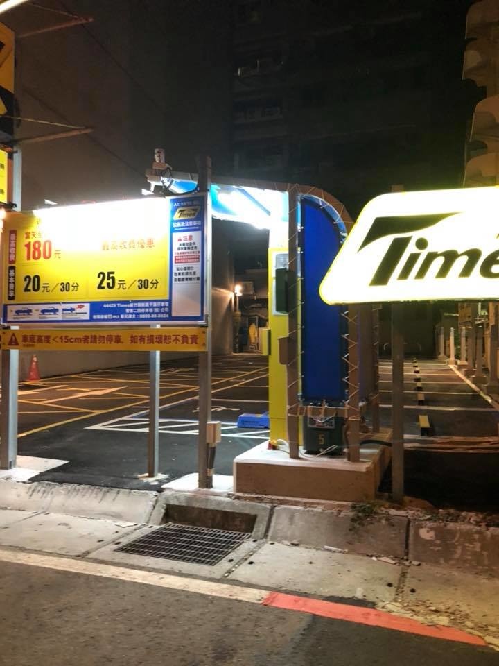 35923715_2036414296377208_5107710790715047936_n