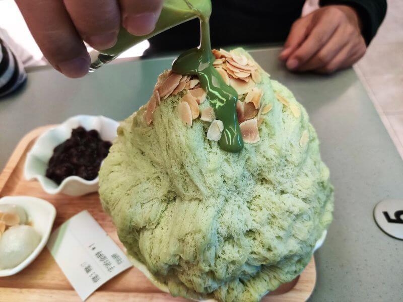 彩虹雪 宇治金時抹茶雪花冰