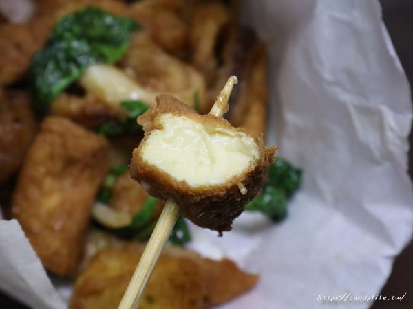 饗炸 炸物食堂(靜宜總店):台中美食│饗炸 炸物食堂-靜宜總店〃脫油機脫油,搭配獨門醬汁,沙鹿人氣排隊美食~