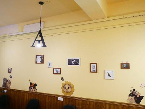 貓奴小姐:貓奴小姐-北投貓咪咖啡廳 店內滿滿貓咪元素 還有三隻可愛的店貓坐陪 待一整個下午都不成問題