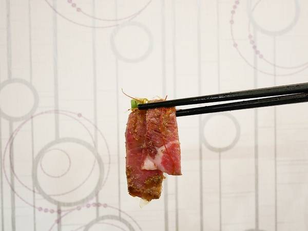 合禾町日式料理:合禾町日式料理-台中沙鹿隱密夯店 超平價定食丼飯 連食尚玩家都曾拜訪 雖然不顯眼但人潮絡繹不絕 餐點更是高水準 高CP到不行