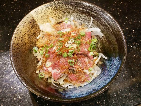 合禾町日式料理:合禾町日式料理-台中沙鹿隱密夯店 超平價定食丼飯 連食尚玩家都曾拜訪 雖然不顯眼但人潮絡繹不絕 餐點更是高水準 高CP到不行