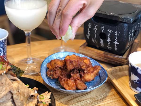 嵐山熟成牛かつ專売(台中大里旗艦店):【台中美食】嵐山熟成牛かつ專売-大里旗艦店 人氣排隊炸牛排還沒吃過就落伍了