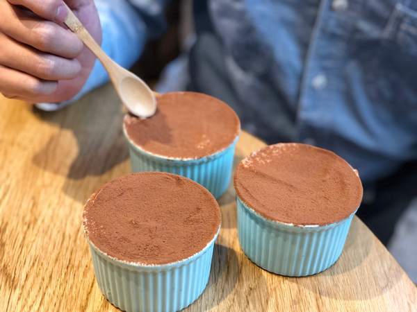 嵐山熟成牛かつ專売(台中大里旗艦店):【台中美食】嵐山熟成牛かつ專売-大里旗艦店 人氣排隊炸牛排還沒吃過就落伍了