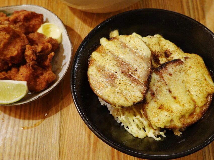 台北中山—鳥人拉麵|紐約風濃郁雞白湯拉麵 百元多汁炸雞必點(2022/3/17更新)|中山站、林森北路