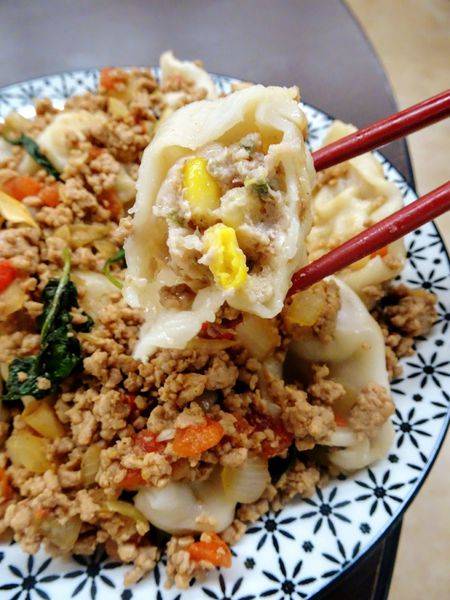 徐姐姐爆料水餃：宅配｜徐姐姐爆料水餃～料好實在的方便美味！飽滿多汁冷凍水餃創意料理～