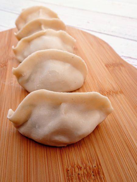 徐姐姐爆料水餃：宅配｜徐姐姐爆料水餃～料好實在的方便美味！飽滿多汁冷凍水餃創意料理～