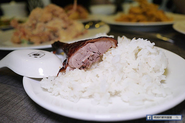 台北美食【鴨皇閣 D’palace】馬來西亞當歸烤鴨。東區烤鴨。東區星馬料理。捷運忠孝敦化美食