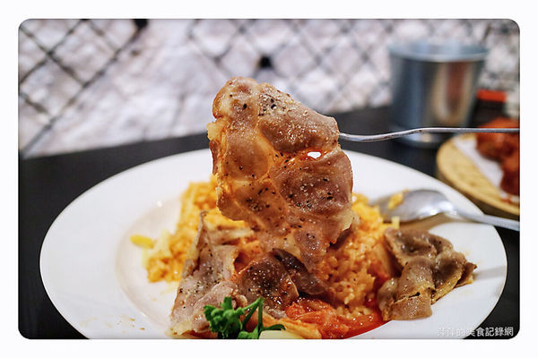 【台北美食】奇點+ 早午餐 ~ 睛光商圈早午餐美式餐廳/聚餐好店❤️寵物友善餐廳/用餐不限時 - 捷運中山國小站