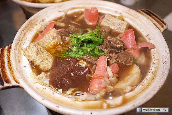 基隆美食【強哥一品羊肉爐】基隆羊肉爐推薦。基隆廟口火鍋。基隆個人小火鍋。冷飲無限暢飲