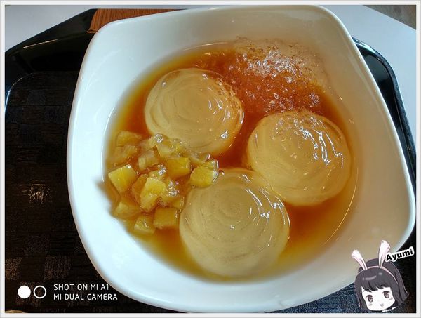 小本愛玉 大魯閣草衙店：[食記]►高雄前鎮區◄超萌玫瑰形狀的愛玉－小本愛玉（大魯閣草衙店）／情人果愛玉／鳳梨愛玉