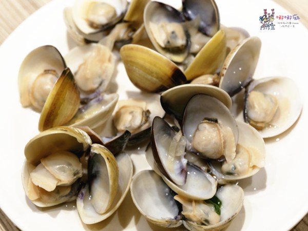 桃園美食,酸菜白肉鍋,吃到飽,火鍋,五花肉,包廂,林口美食,平價吃到飽