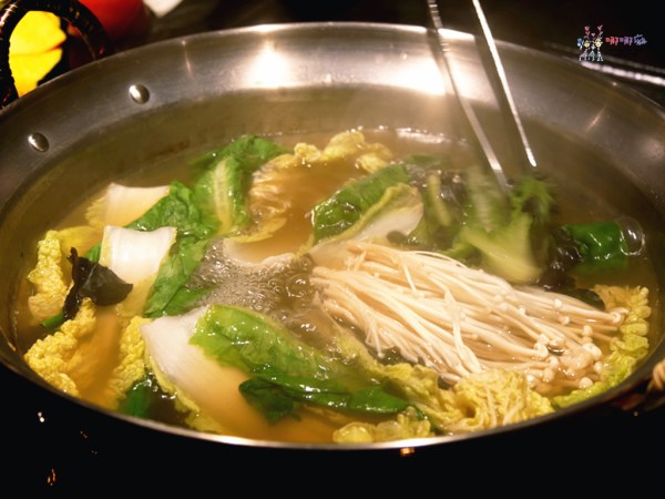 台北美食,單點火鍋,和牛火鍋,蘭亭和牛極緻鍋,高價位,服務好,氣氛好