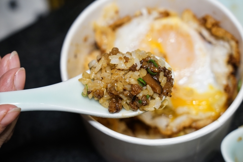 跳躍的宅男 - [台北大安區美食]蘭亭和牛極緻鍋-職人桌邊服務 品嚐日本A5黑毛和牛海鮮頂級滋味