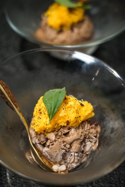 跳躍的宅男 - [台北大安區美食]蘭亭和牛極緻鍋-職人桌邊服務 品嚐日本A5黑毛和牛海鮮頂級滋味