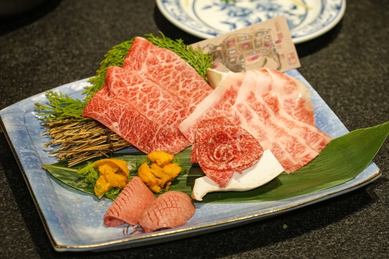 跳躍的宅男 - [台北大安區美食]蘭亭和牛極緻鍋-職人桌邊服務 品嚐日本A5黑毛和牛海鮮頂級滋味