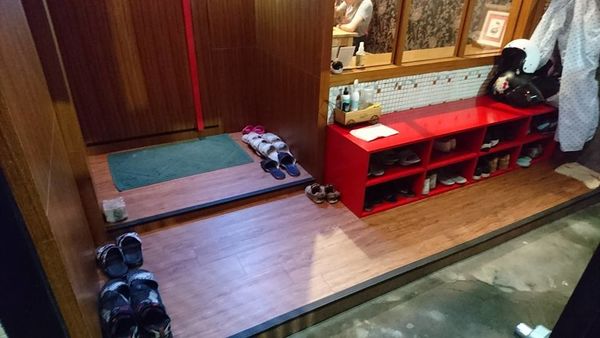 35819477_1922624677769212_7032699778274164736_n