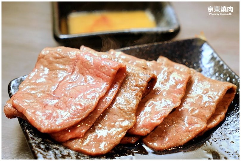 【台北忠孝敦化】京東燒肉專門店(忠孝店)‧每日限量6份一頭牛套餐、和牛雙人套餐必點!肉質好、口味佳、專人代烤服務! - 大口老師的走跳學堂!