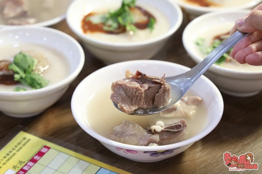 【雲林美食】斗南車站周遭的隱藏版人氣小吃店,少見的「芋頭肉圓」是必點招牌:斗南徐記肉圓 - 熱血玩台南。跳躍新世界