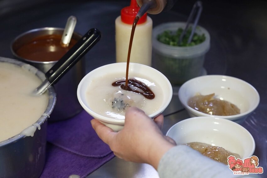 【雲林美食】斗南車站周遭的隱藏版人氣小吃店,少見的「芋頭肉圓」是必點招牌:斗南徐記肉圓 - 熱血玩台南。跳躍新世界