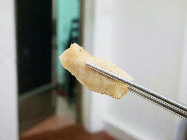 二月牌沙茶爐：二月牌沙茶爐臺南創始店-台灣近年掀起海鮮蒸籠爭霸戰  靜香首推台南海鮮塔  靠海食材最新鮮  搭配店家手作火鍋料大滿足