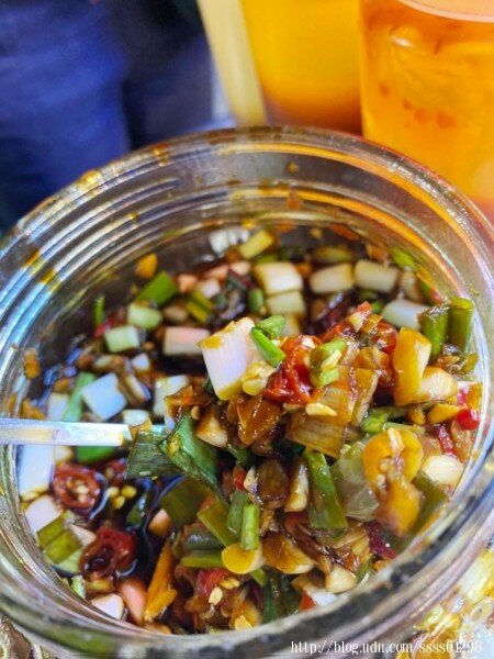 高雄美食推薦【成記餐車】二訪美味！新店面有內用座位 嚐鮮炒米粉、麻辣鴨血豆腐煲 路竹必吃關東煮