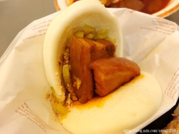 高雄美食推薦【成記餐車】二訪美味！新店面有內用座位 嚐鮮炒米粉、麻辣鴨血豆腐煲 路竹必吃關東煮