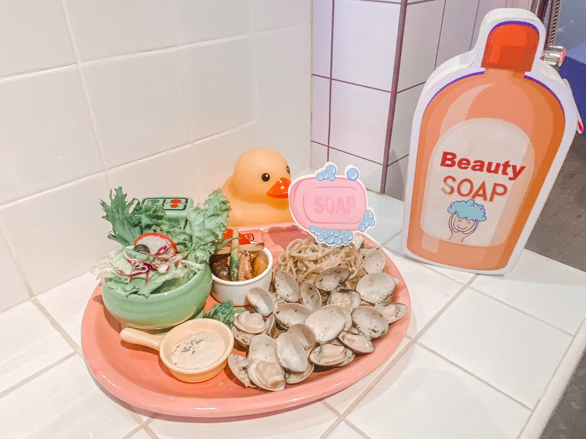 士林美食餐廳。便所主題餐廳 北海道戀奶鍋