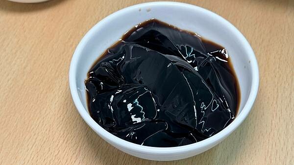 LINE_ALBUM_何家拉麵_241113_30