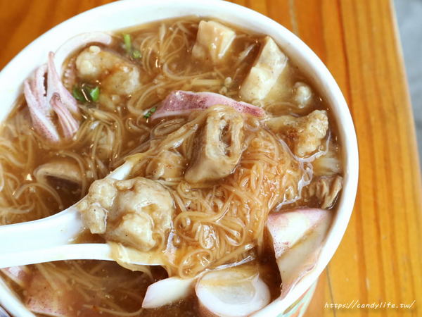 麵香大腸麵線:台中美食│麵香大腸麵線〃大雅銅板美食,邪惡三寶麵線,料多多,海陸雙拼就是爽!