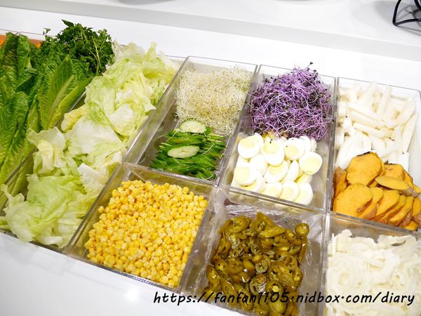 【52輕食buffet Salad Bar】#台北聚餐 #台北松江南京美食 #平價吃到飽 #健康 #輕食 #生菜沙拉吧 #蔬果汁 #生菜buffet自助吧 #美式新鮮特調沙拉 #排餐 #咖啡 (23).JPG