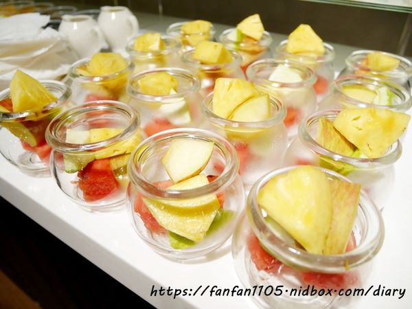 【52輕食buffet Salad Bar】#台北聚餐 #台北松江南京美食 #平價吃到飽 #健康 #輕食 #生菜沙拉吧 #蔬果汁 #生菜buffet自助吧 #美式新鮮特調沙拉 #排餐 #咖啡 (18).JPG