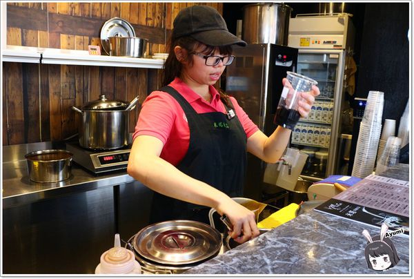 米塔黑糖飲品專賣：[食記]►台南永康區◄一杯飲品看似簡單卻不簡單從米塔黑糖飲品專賣用心開始/黑糖珍珠鮮奶/黑糖雙Q鮮奶/新鮮水果茶/焦糖海鹽奶茶