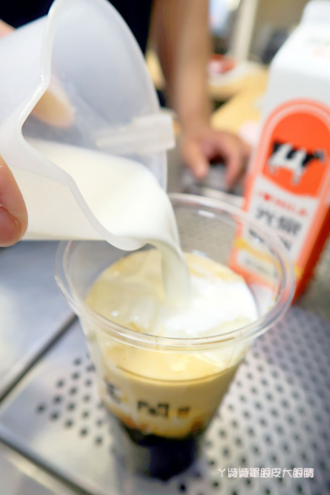 新竹飲料推薦御茗閣！新竹市區滿150元外送飲料，平價好喝的黑糖粉圓鮮奶、檸檬粉愛配、百香果愛玉