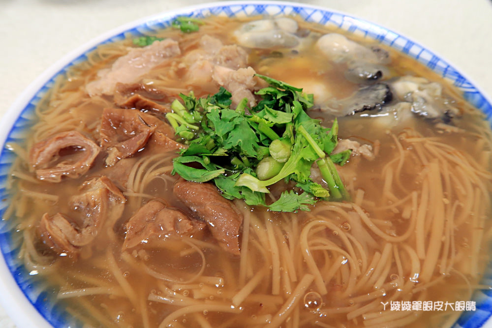 新竹小吃外送｜寶島麵線站只賣這幾樣！大魯閣湳雅廣場附近，甜不辣吃完免費加熱湯