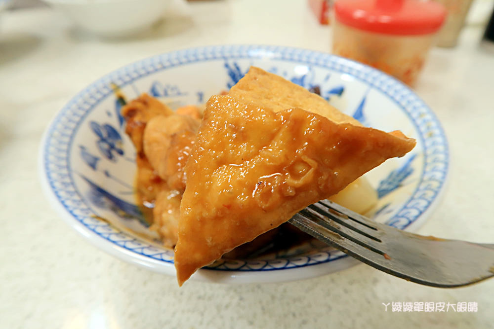 新竹小吃外送|寶島麵線站只賣這幾樣!大魯閣湳雅廣場附近,甜不辣吃完免費加熱湯