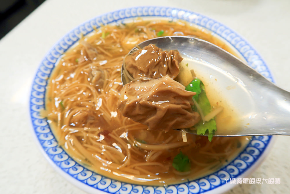 新竹小吃外送｜寶島麵線站只賣這幾樣！大魯閣湳雅廣場附近，甜不辣吃完免費加熱湯